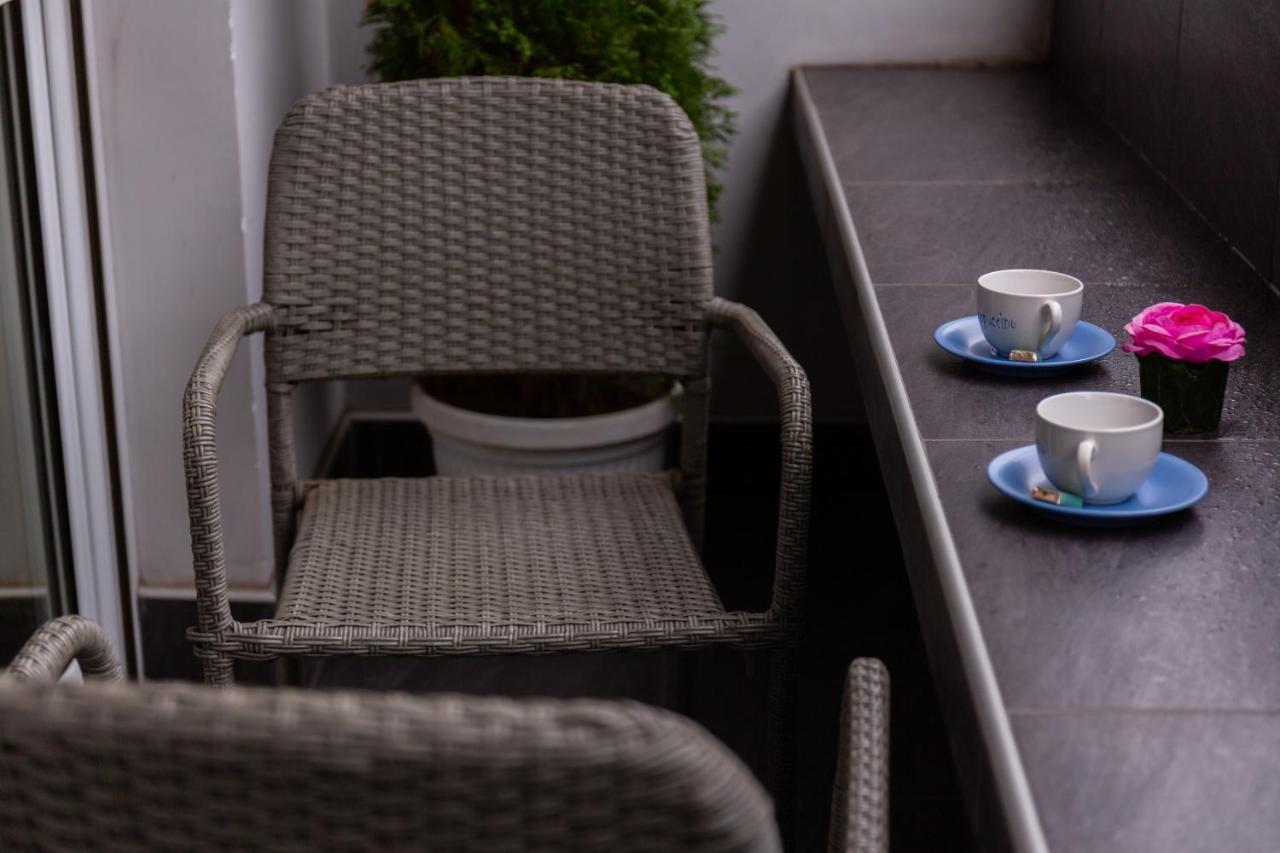Spa Apartment Nalis Ni Esterno foto